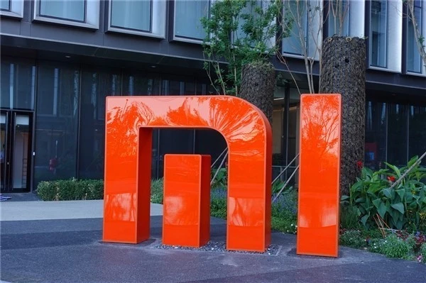 小米防窥AR眼镜曝光，进军“元宇宙”
