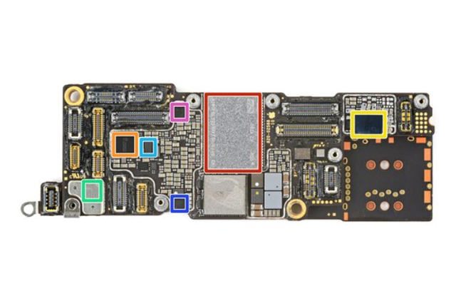供应电源管理IC 338S0081C 用于iPhone 14pro max