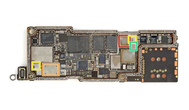 拆解iPhone 14 Pro Max：Skyworks SKY52628 天线开关模块