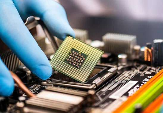 收购赛灵思FPGA，收购英飞凌SAK系列，收购意法微控制器，收购美光存储器