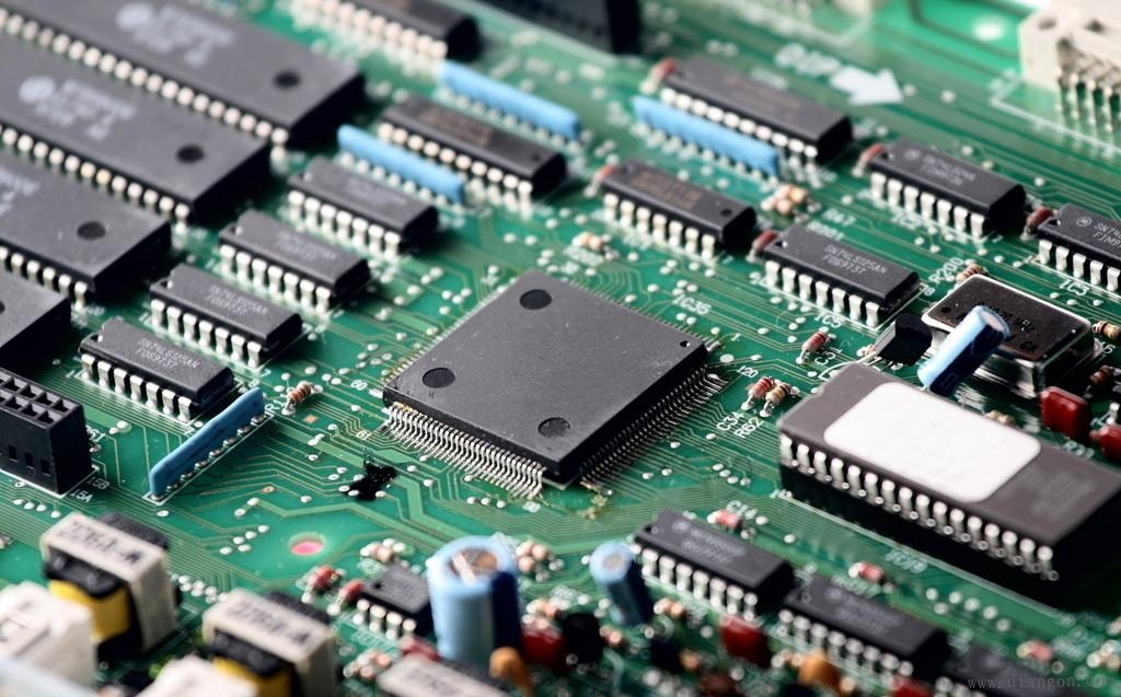 诚信回收汽车IGBT模块，汽车无线MCU，汽车片上系统，汽车芯片等一系列电子元件