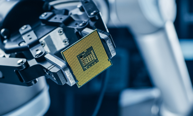 回收（Broadcom）SAS 扩展器、PCIe 交换机、通信处理器
