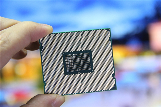 明佳达回收 MediaTek 天玑 8000 系列移动平台