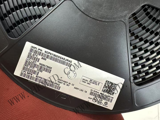 安森美《NCP57302DSADJR4G》一款高性能汽车级 LDO 稳压器
